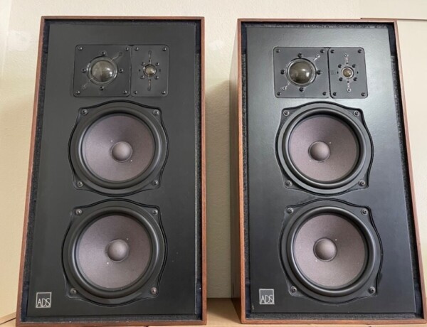 Vintage ADS L810 3-Way, 4-Driver Studio-Quality Hi-Fi Speakers