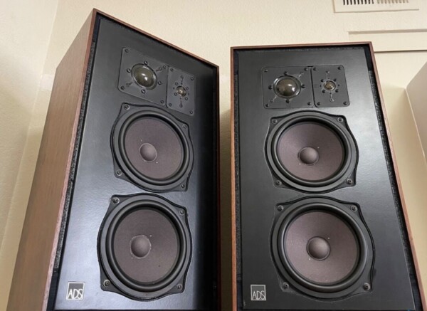 Vintage ADS L810 3-Way, 4-Driver Studio-Quality Hi-Fi Speakers