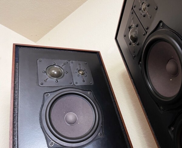Vintage ADS L810 3-Way, 4-Driver Studio-Quality Hi-Fi Speakers