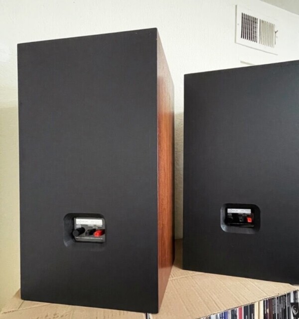 Vintage ADS L810 3-Way, 4-Driver Studio-Quality Hi-Fi Speakers