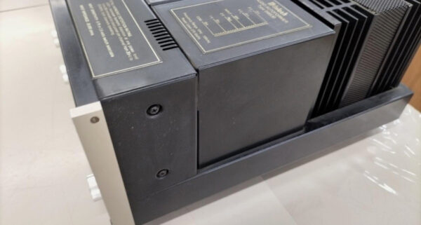 McIntosh MC7270 Power Amplifier 270W x2 Stereo
