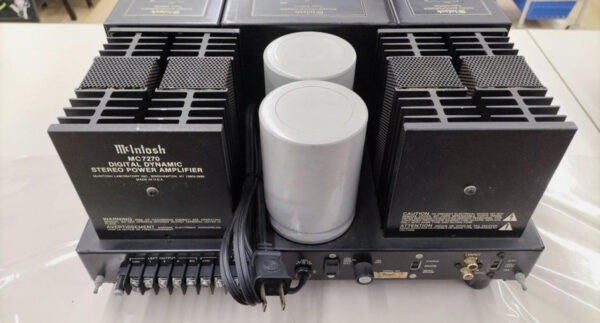 McIntosh MC7270 Power Amplifier 270W x2 Stereo