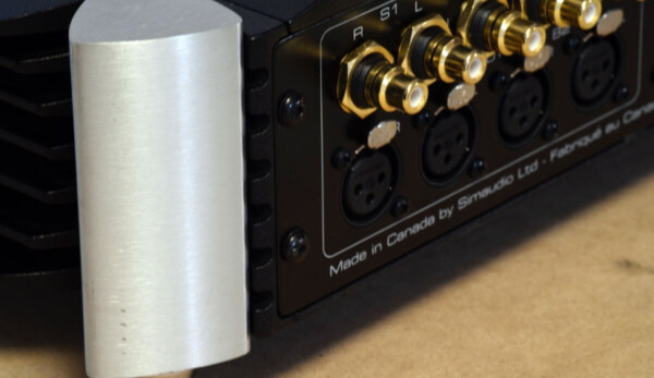 SimAudio Moon 740P Preamplifier