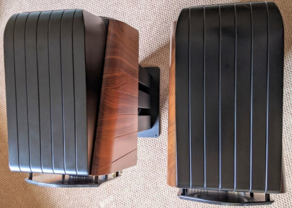 Sonus Faber Extrema – Iconic Stand-Mounted Audiophile Speakers