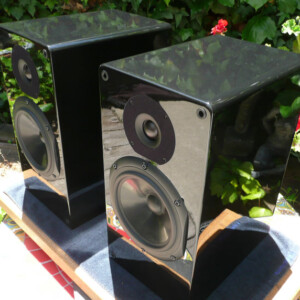 Nola Boxer 2-Way Bookshelf Monitors Speakers