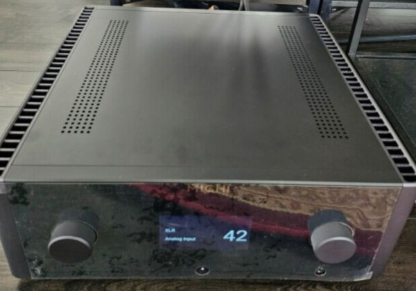 Rotel Michi X5 Integrated Amplifier