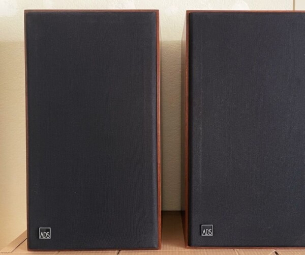 Vintage ADS L810 3-Way, 4-Driver Studio-Quality Hi-Fi Speakers